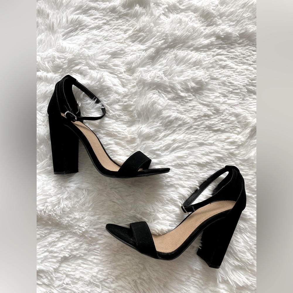 🖤charlotte russe black heels🖤 - Picture 1 of 4